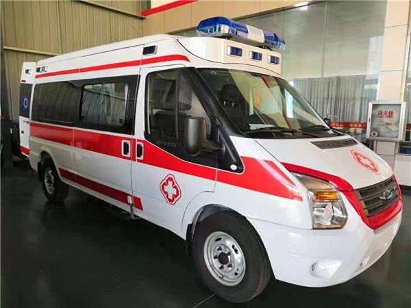 襄城县福特V362救护车